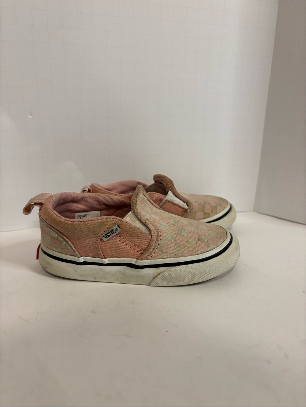 Vans Kids Slip-On Checkerboard Sneakers in Light Pink and Cream